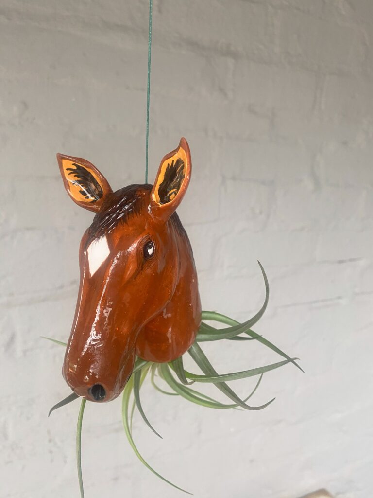 Horse (consignment)